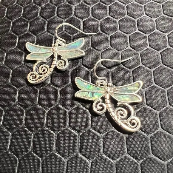 Dragonfly Earrings with Green Abalone Stones 18K White Gold Plated - Picture 1 of 1